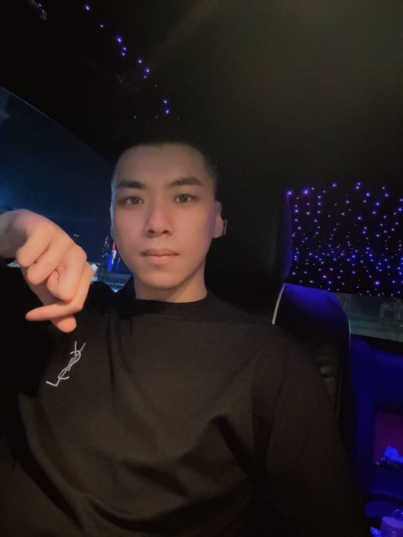 雾都伟诚